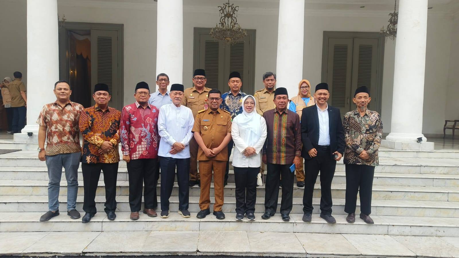 Gubernur Banten Terima Bantuan 15 Ribu Mushaf Al-Qur’an dari BWA